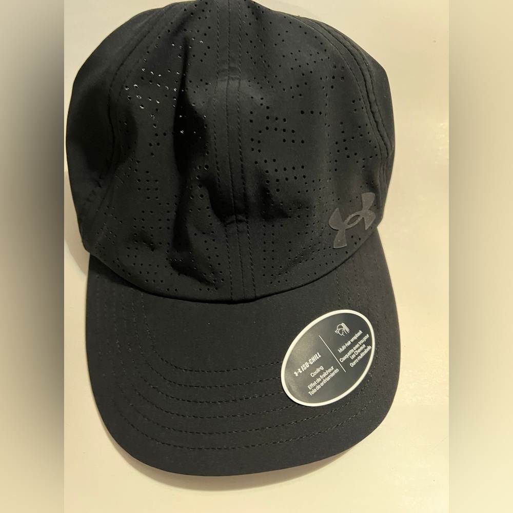 Under Armour Women's Iso-Chill Cap